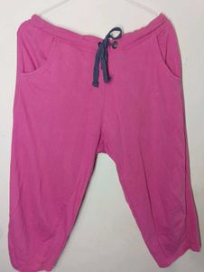 pink capri with blue t shirt