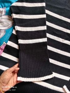 Sweater strachable