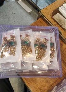 kashmiri earrings ( pack of 4 pairs )