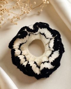 Zara inspired Crochet Scrunchie