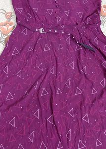 mehrun midi dress with Triangle Print