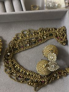 assorted Exquisite Gold Tone Jewellery Set
