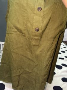 Olive Green Sleeveless Button-Up Top
