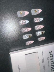Savana 10 Coquette Press-On Nails 💞