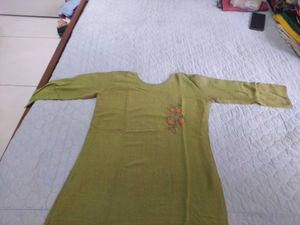 Elegant Embroidered Kurta