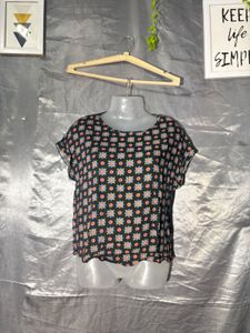 Printed Round Neck Short Sleeve Top
