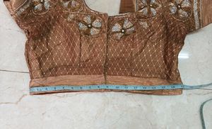 GOLDEN BROWN EMBROIDERY BLOUSE