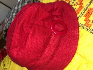 (H&amp;M) Chic Red Knit Beret Hat
