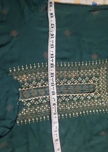 Sarara Suits
