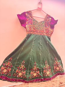 Floral embroidered kurta