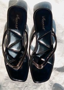 Black Thong Heel Sandals