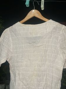 Chic Textured White Short Sleeve Blouse