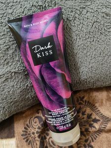 Bath &amp; Body Works Dark Kiss