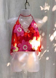 181110. Floral Halter Neck Crop Top