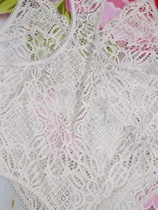 (1100)White Lace Bodysuit