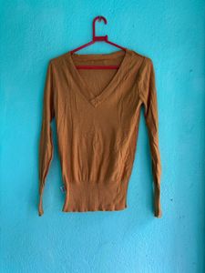 Mustard yellow V-Neck Long Sleeve Sweater