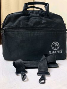 🆕 Black Laptop Bag