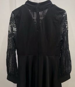 Elegant Black Lace Sleeve Dress