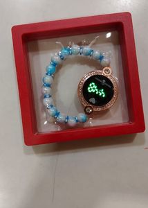 Beautiful Watches New With Tag😍❤️