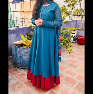 Crepe Anarkali Kurti Wit Shawl