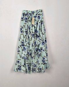 Skirt or Pant?Or both?😍