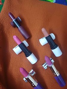 5 Lipsticks combo