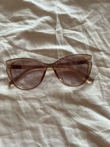 Stylish Cat-Eye Sunglasses
