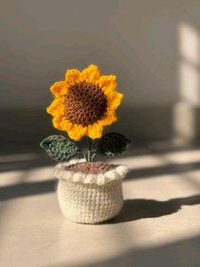Crocheted Sunflower Pot