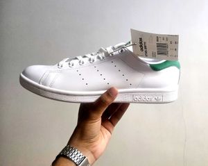 Price Drop🔻Adidas Samba Stan Smith💚