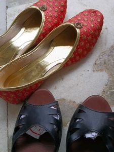 💕Stylish Women's Footwear Set💕 👡 🩴