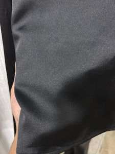 H&amp;M Chic Black Satin Cropped Top
