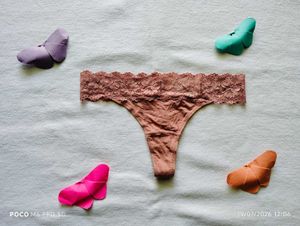 H & M Thong