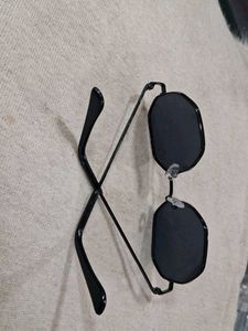 Stylish Black Hexagonal Sunglasses