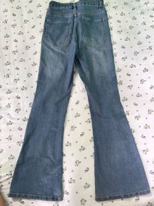 Blue flares Jeans 🩵