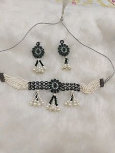 Choker Set