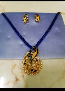 Brand New Blue Diamond Cut Necklace With Earing