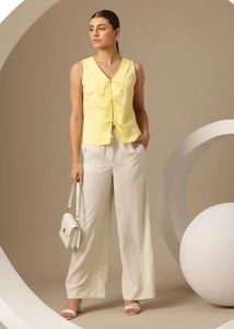 Chic Yellow V-Neck Sleeveless Tie-Up Top