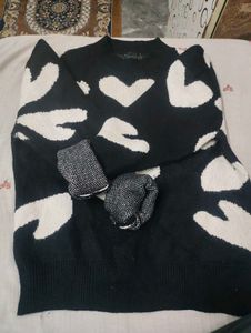 Black &amp; White Heart Knit Sweater