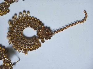 Elegant Gold Maang Tikka &amp; Earring Set