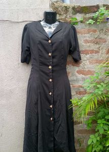 Vintage Black Button-Up midi dress
