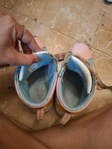 Chic Pastel Sneakers for girls 6 to 8years old