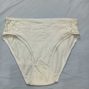 😍 Comfortable Lace Briefs