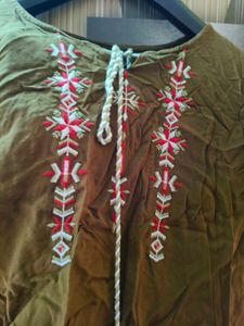Embroidered Tunic Top