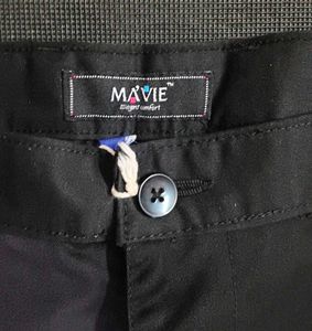 Black Slim Fit Casual Pants