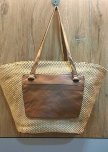 Straw Tote Bag with Leather Pocket💥