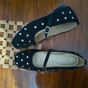 Cute Black Ballerinas