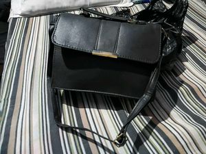 Chic Black Top Handle Handbag