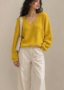 Trendy Yellow V-Neck Sweater