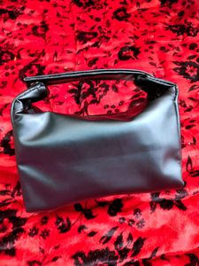 MAC Travel Pouch