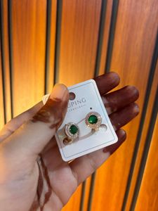 Elegant Green Stone Stud xuping Balis